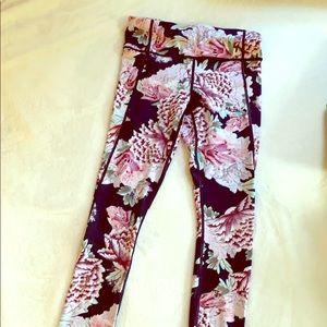 Athleta 7/8 yoga pants